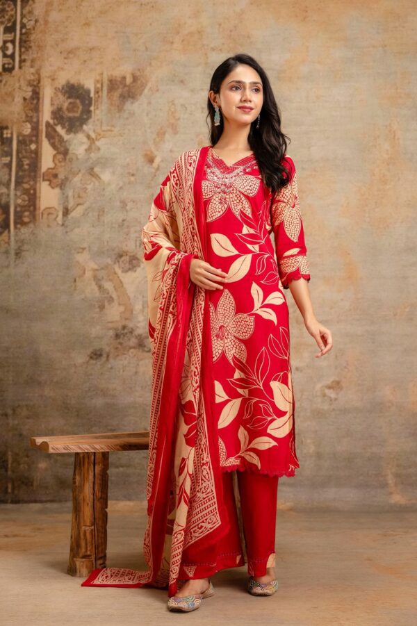 🌿 Premium Cotton 60-60 Kurti Set 🌿 - Image 4